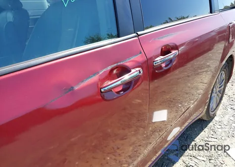 2013 Toyota Sienna Xle V6 7 Passenger Auto Access Seat from USA, damaged, VIN 5TDYK3DC2DS352647